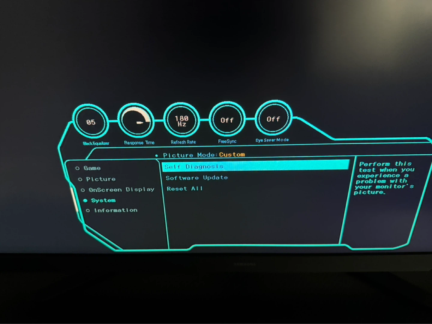Samsung Odyssey Gaming Monitor - photo 4