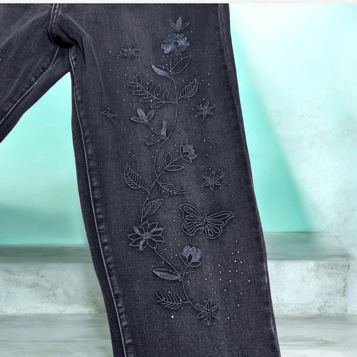 Love x Indigo Embellished Black Jeans Size 16 - photo 5