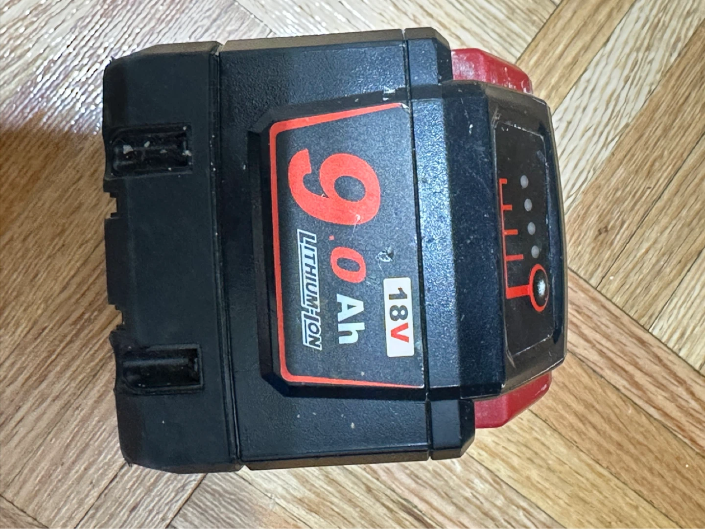 18V 9.0 Ah Lithium-Ion Battery Pack - photo 2