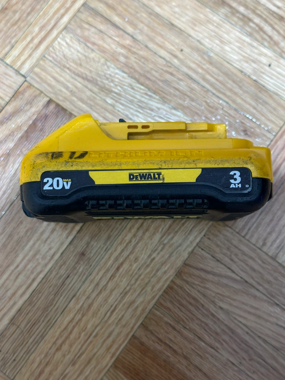 DEWALT 20V MAX Lithium Ion 3.0 Ah Battery