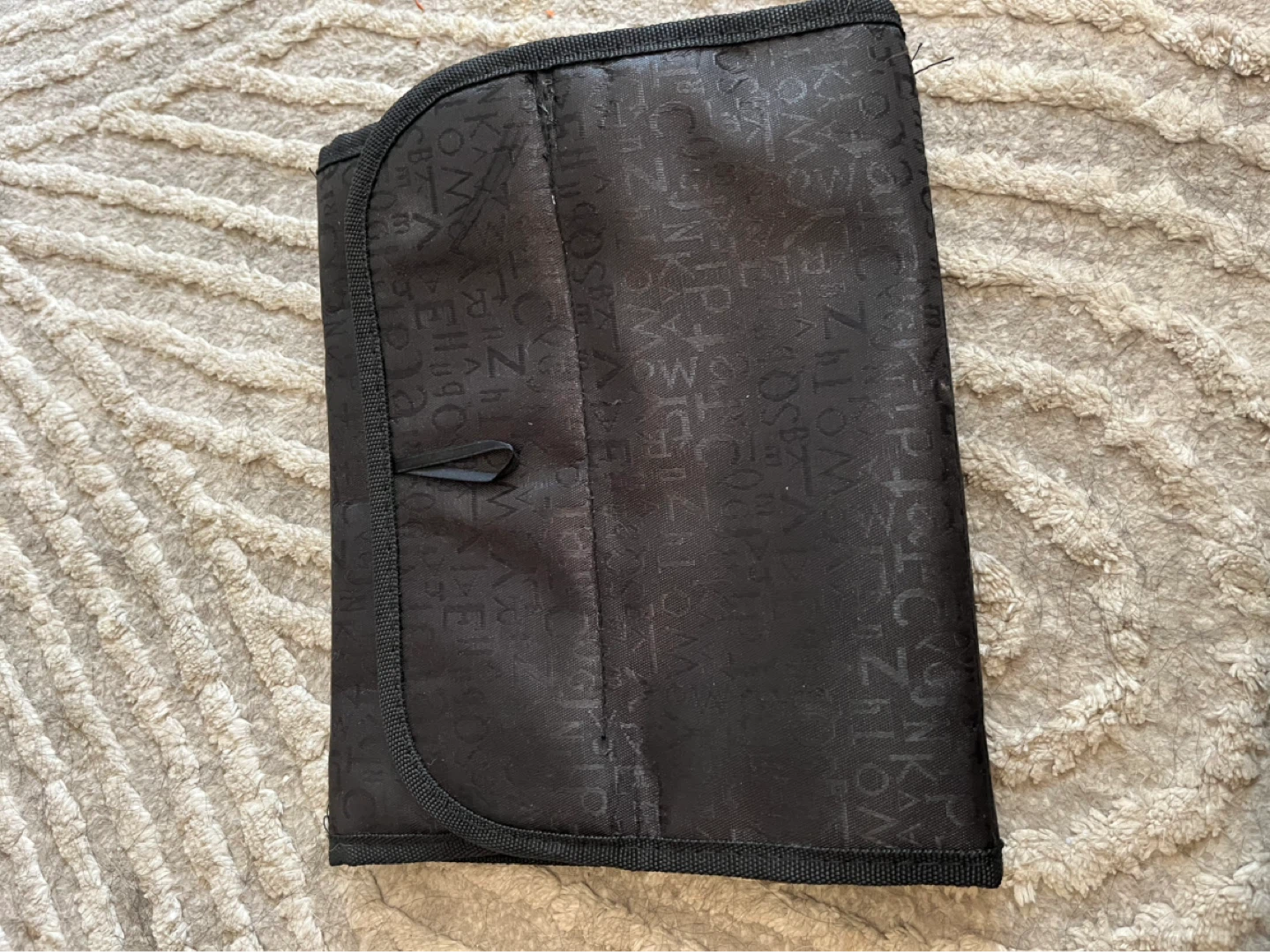 Black Cosmetic Bag with Pink Compartments - photo 2