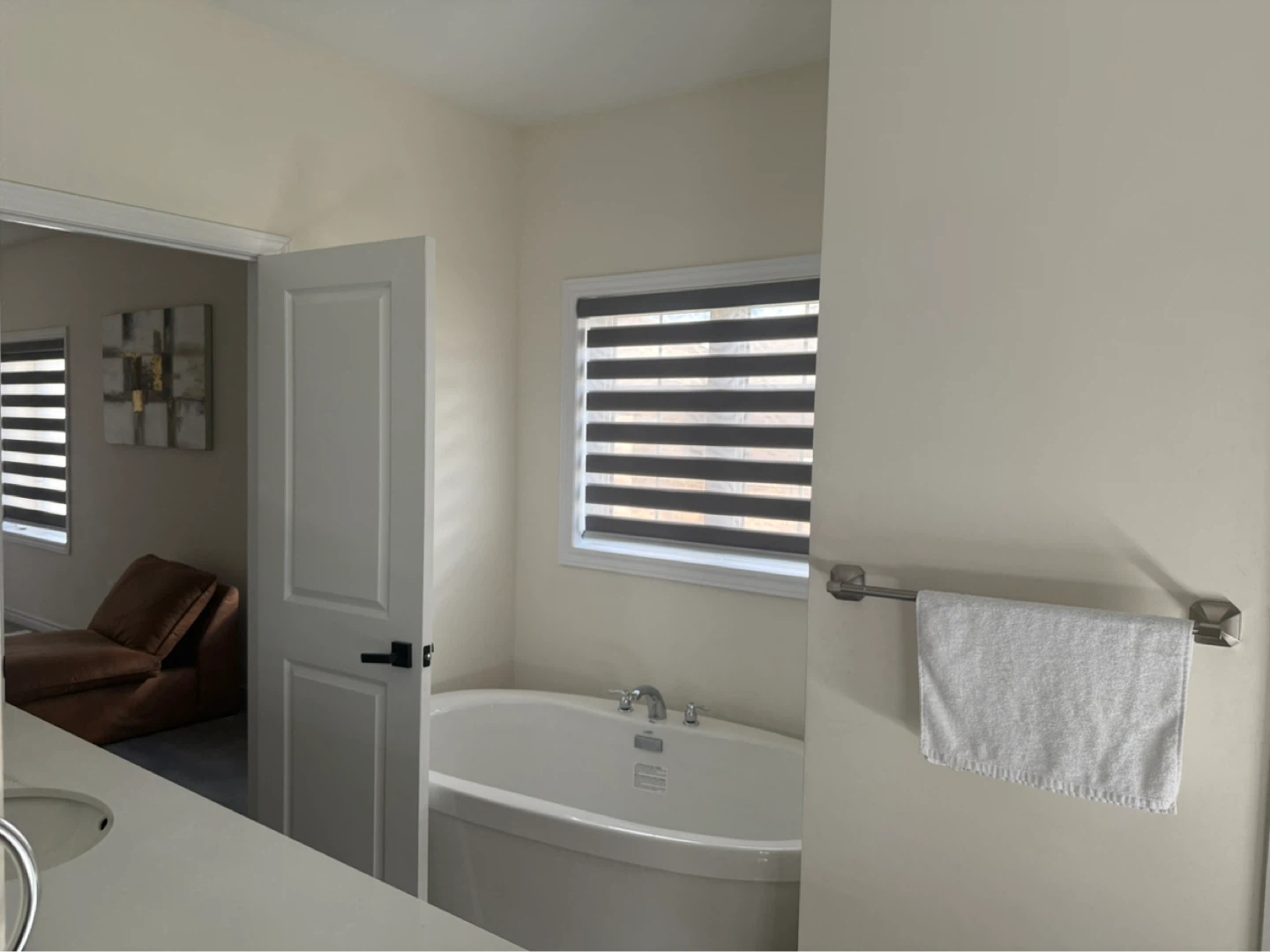 Sharing room for rent - photo 5