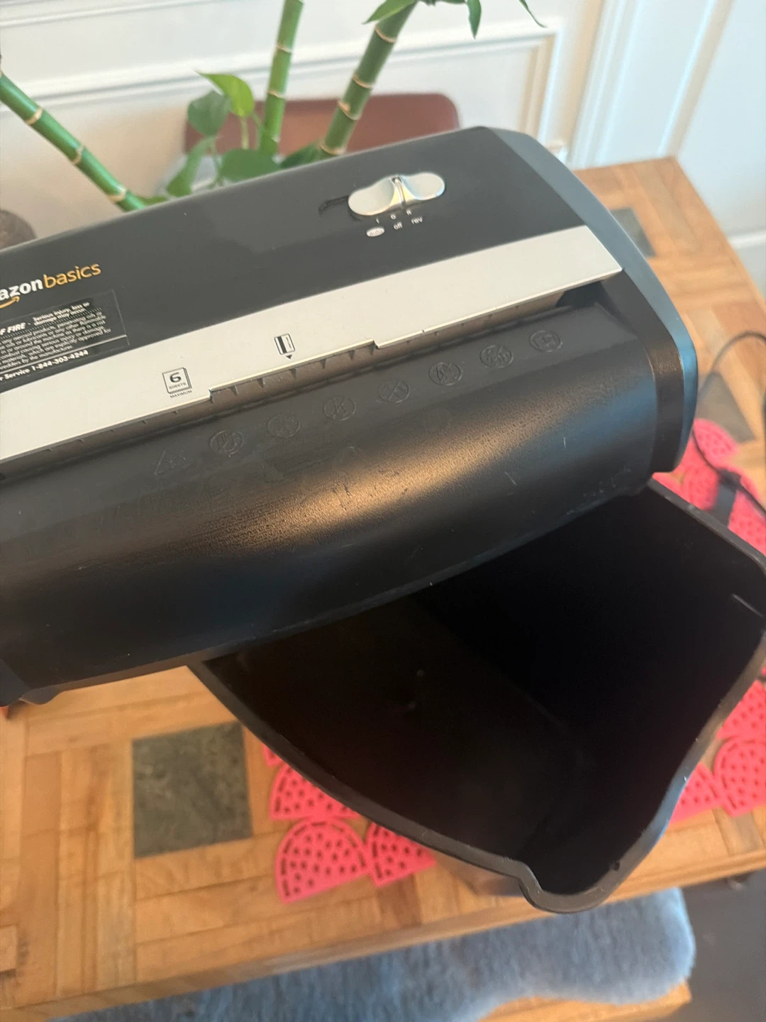 Amazon Basics Paper Shredder - photo 3