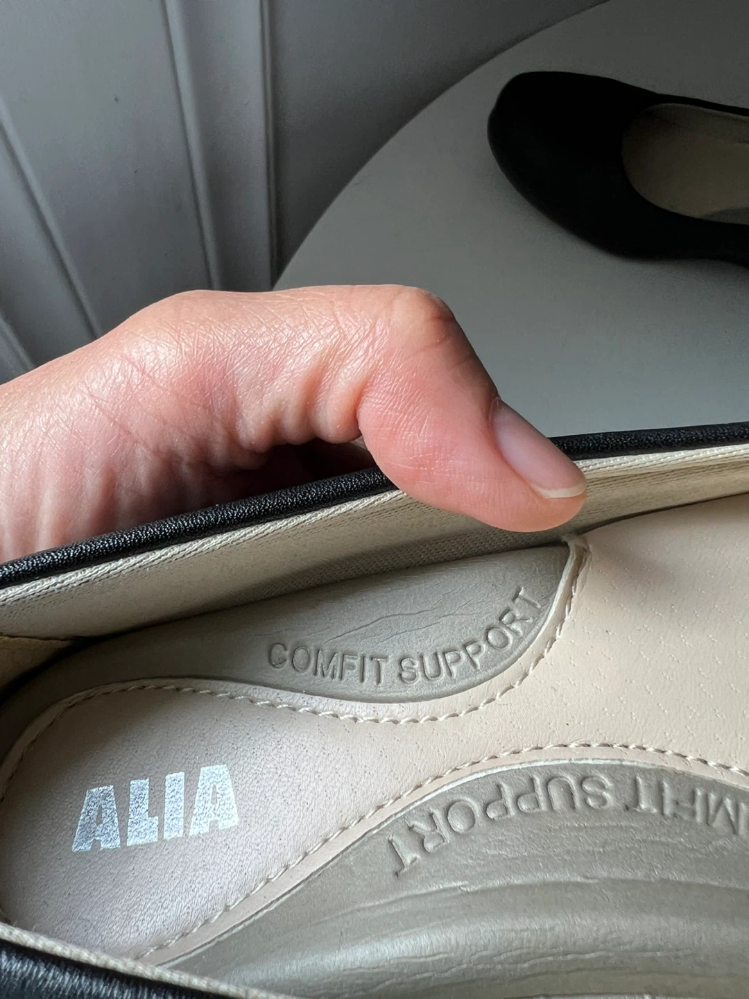 ALIA Black Ballet Flats - Size 6 - photo 5