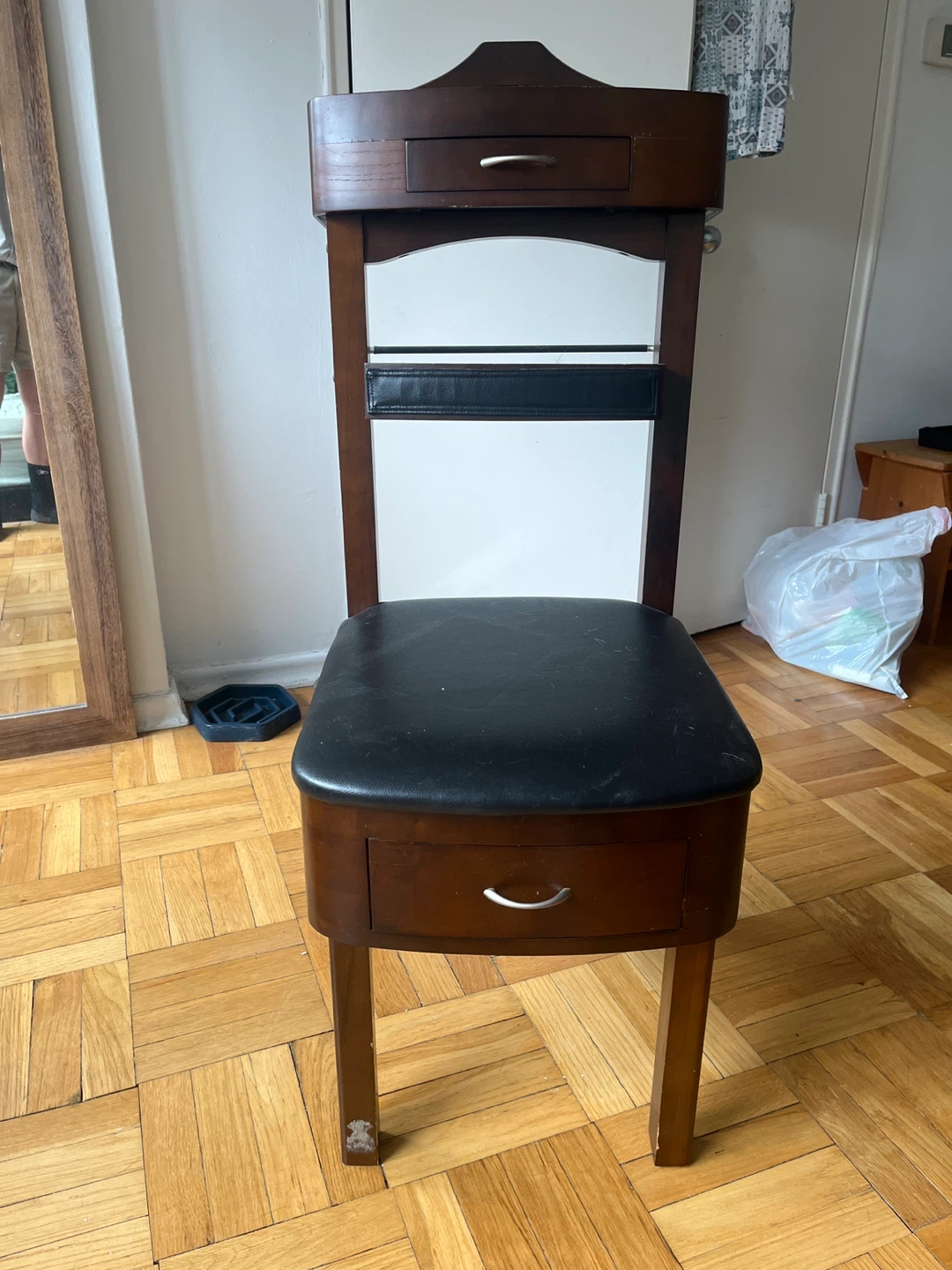 Valet Chair