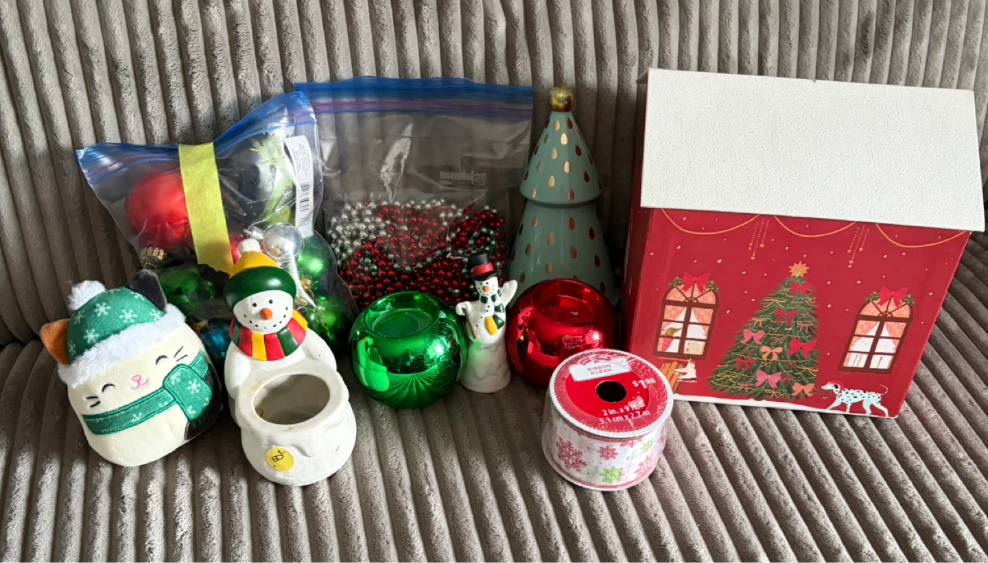 Christmas Decorations Lot