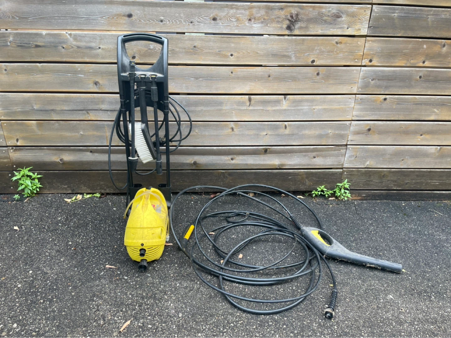 Karcher Pressure Washer with Accessories