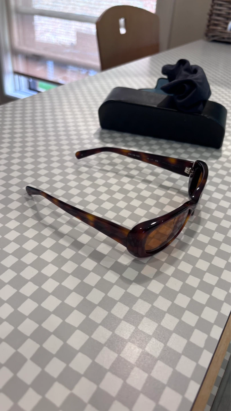 SALT Sunglasses with Case - photo 3