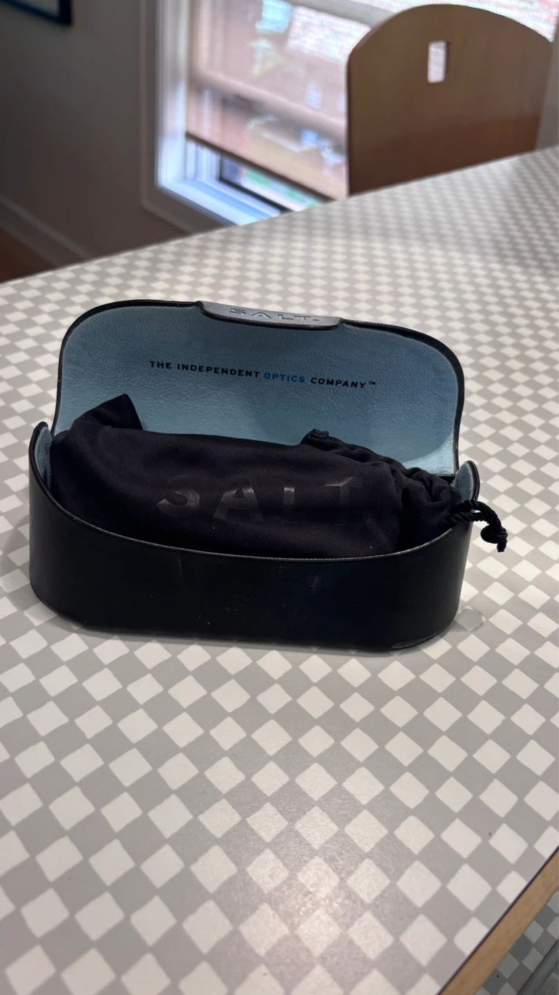 SALT Sunglasses with Case - photo 4