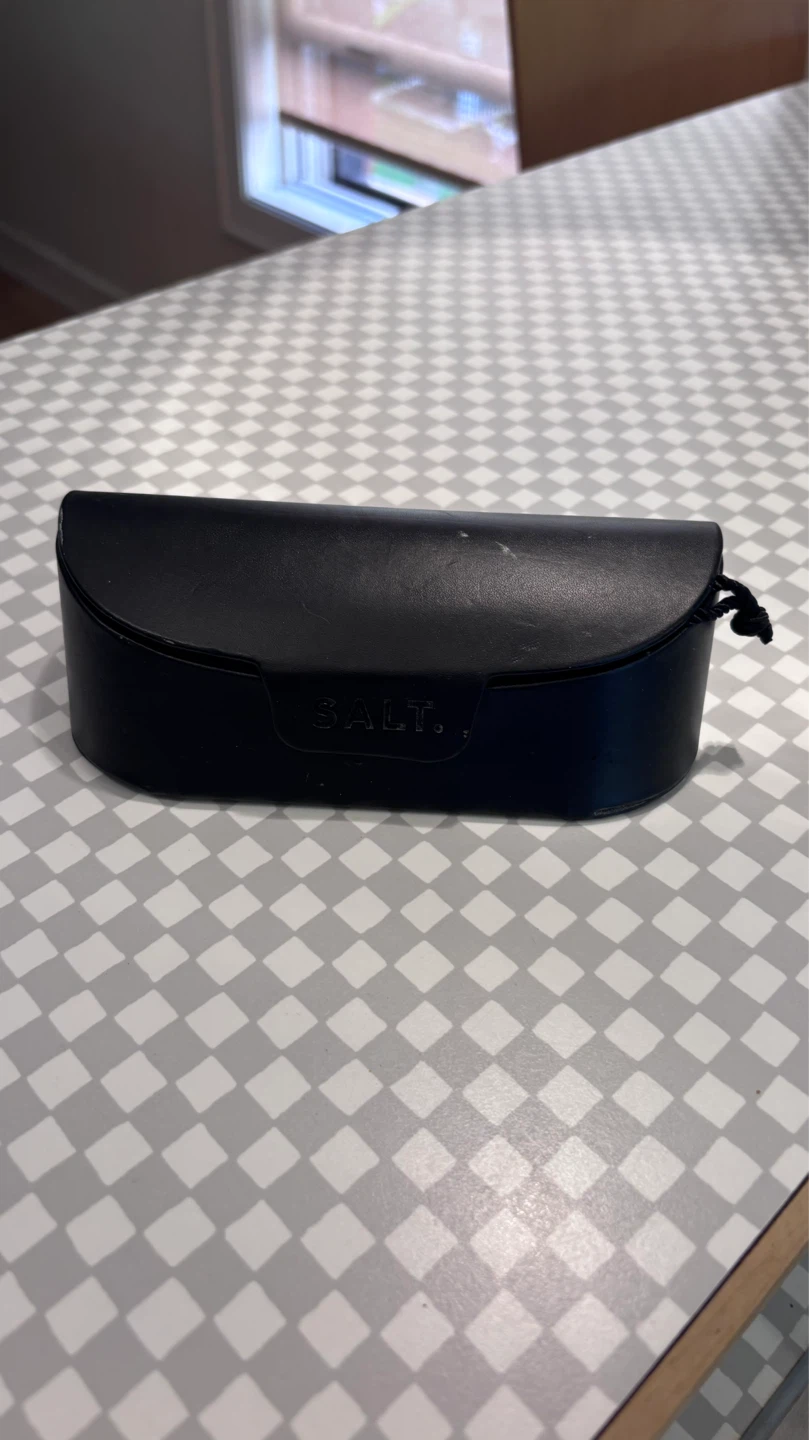 SALT Sunglasses with Case - photo 5