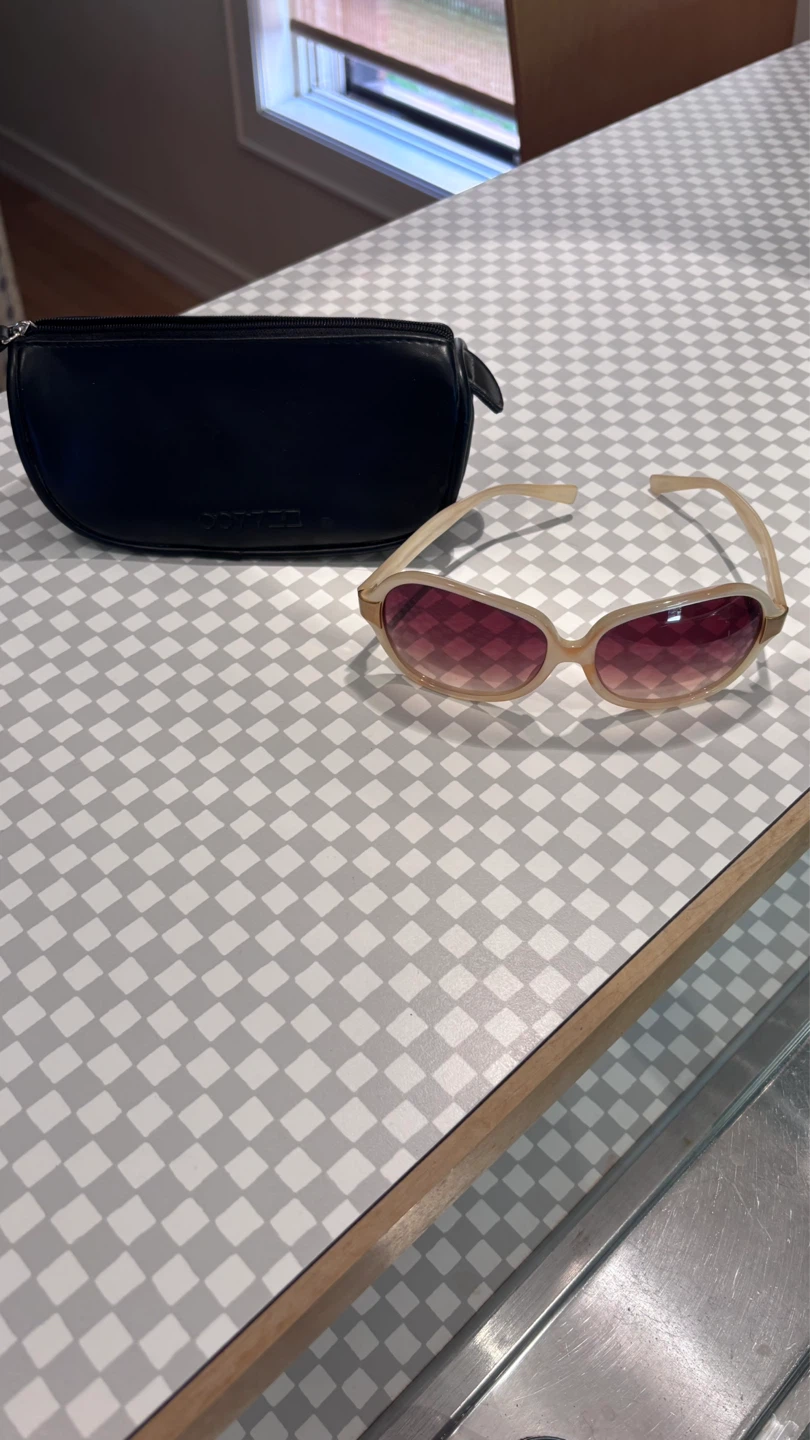 Oliver Peoples Sunglasses with Case - photo 3