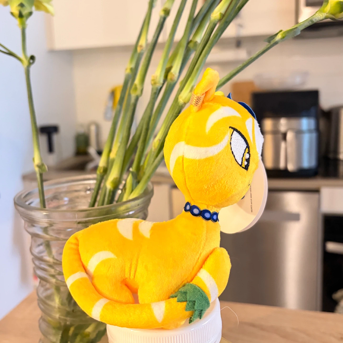 Official Neopets Retired Island Kadoatie Plush Keychain - photo 4