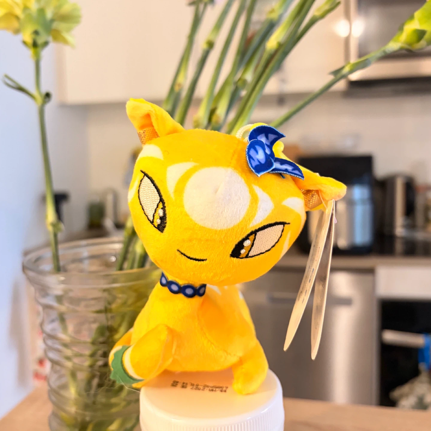 Official Neopets Retired Island Kadoatie Plush Keychain