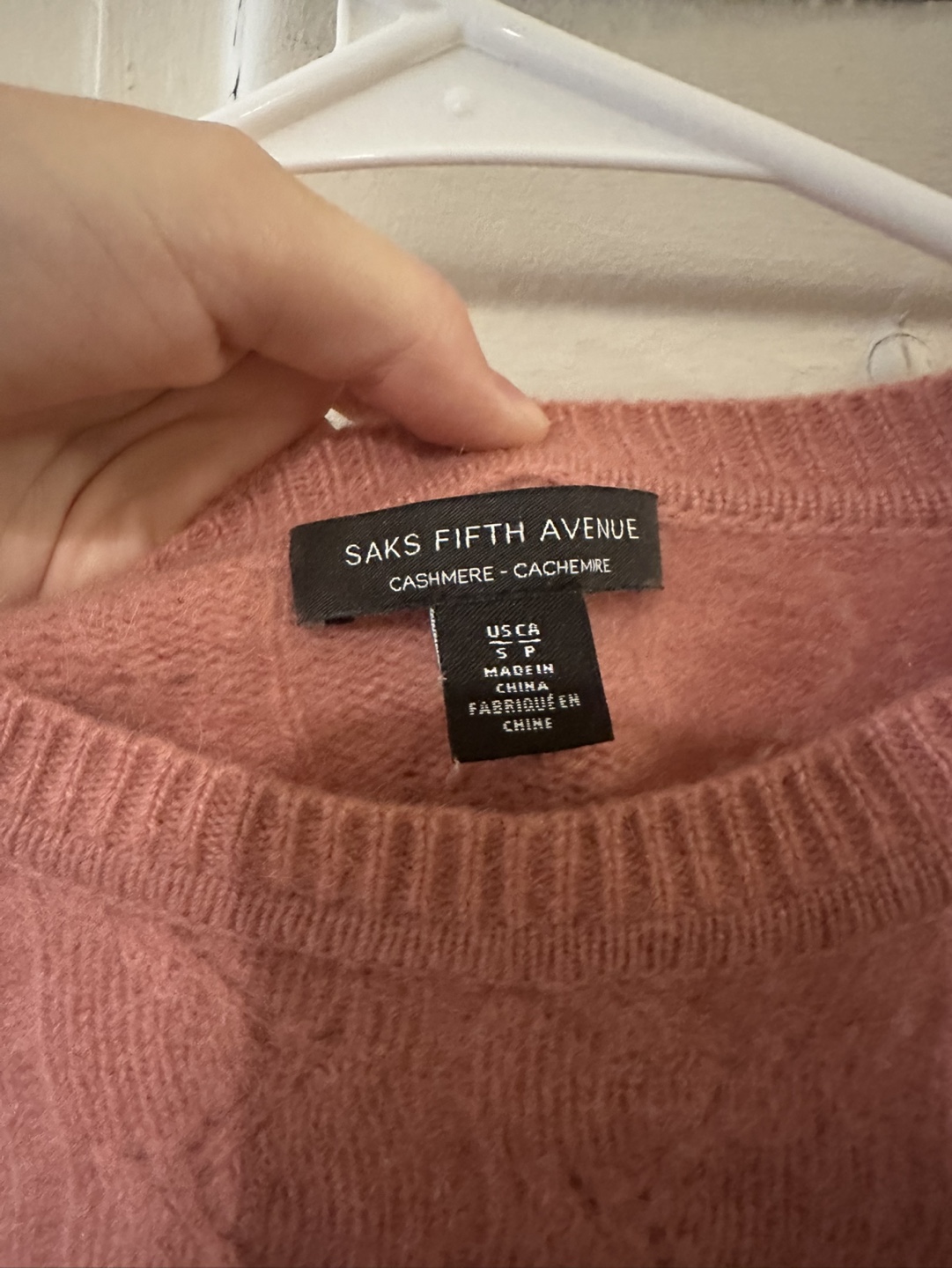 Saks Fifth Avenue Pink Cashmere Sweater - Small - photo 2