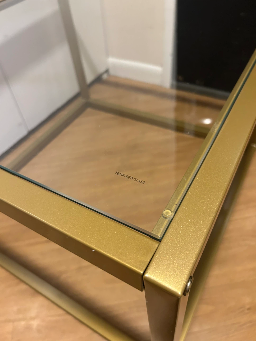 Coffee Table with Glass Top and Brass color metal frame - photo 4