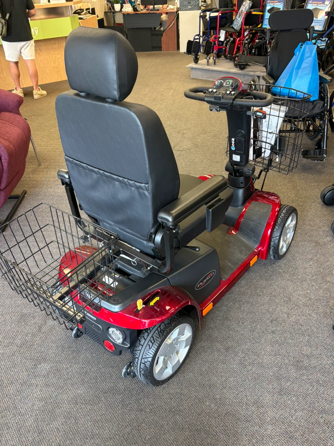 New Pride Pursuit ES 4 Wheeled Scooter (Red) - photo 2