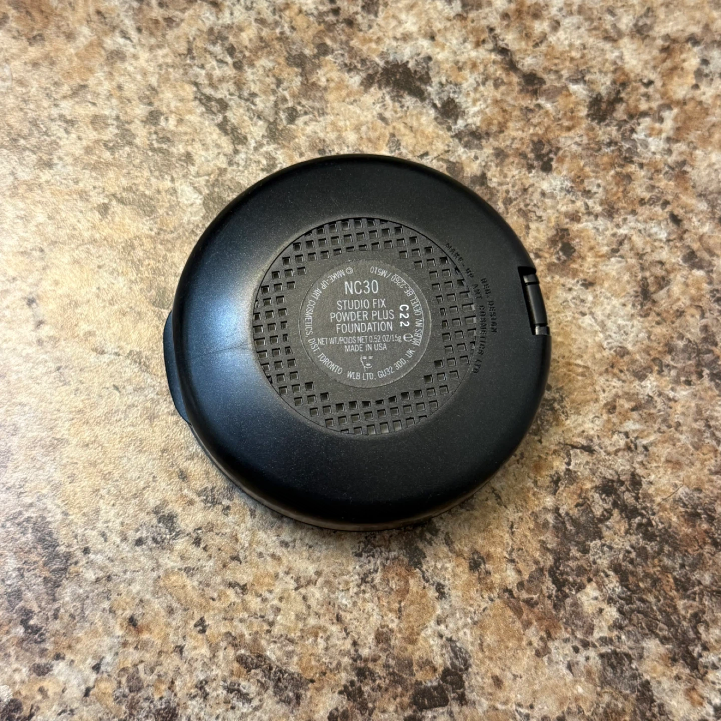 MAC Studio Fix Powder Foundation NC30 - photo 3