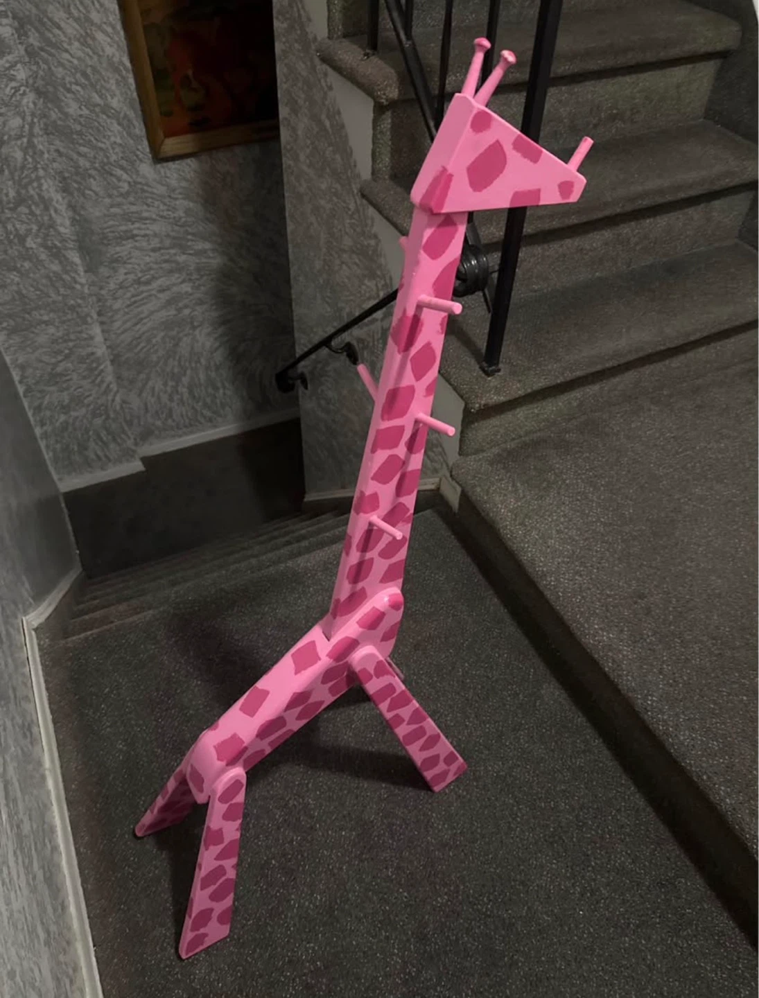 Giraffe coat hanger for kids - photo 3