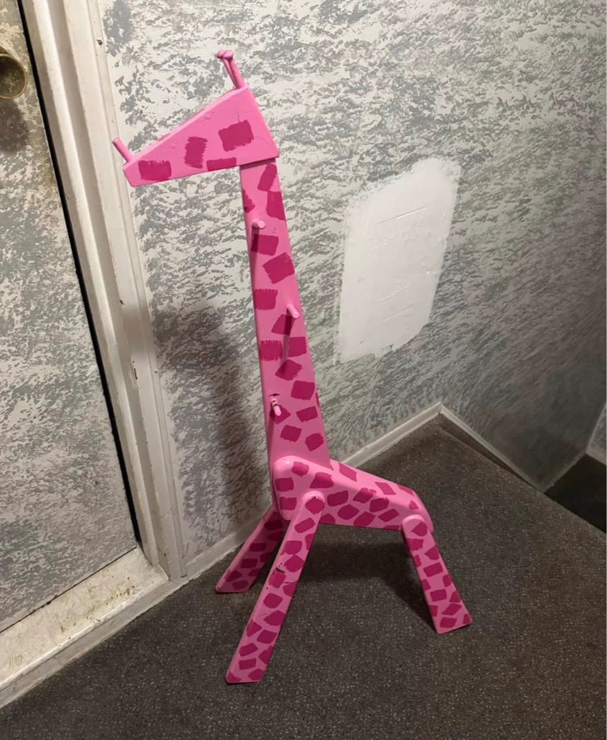 Giraffe coat hanger for kids