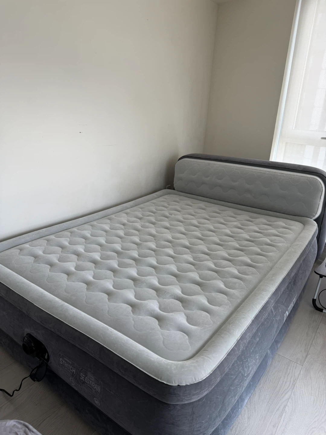 Intex Headboard Queen Air Mattress with Built-In Pump - photo 2