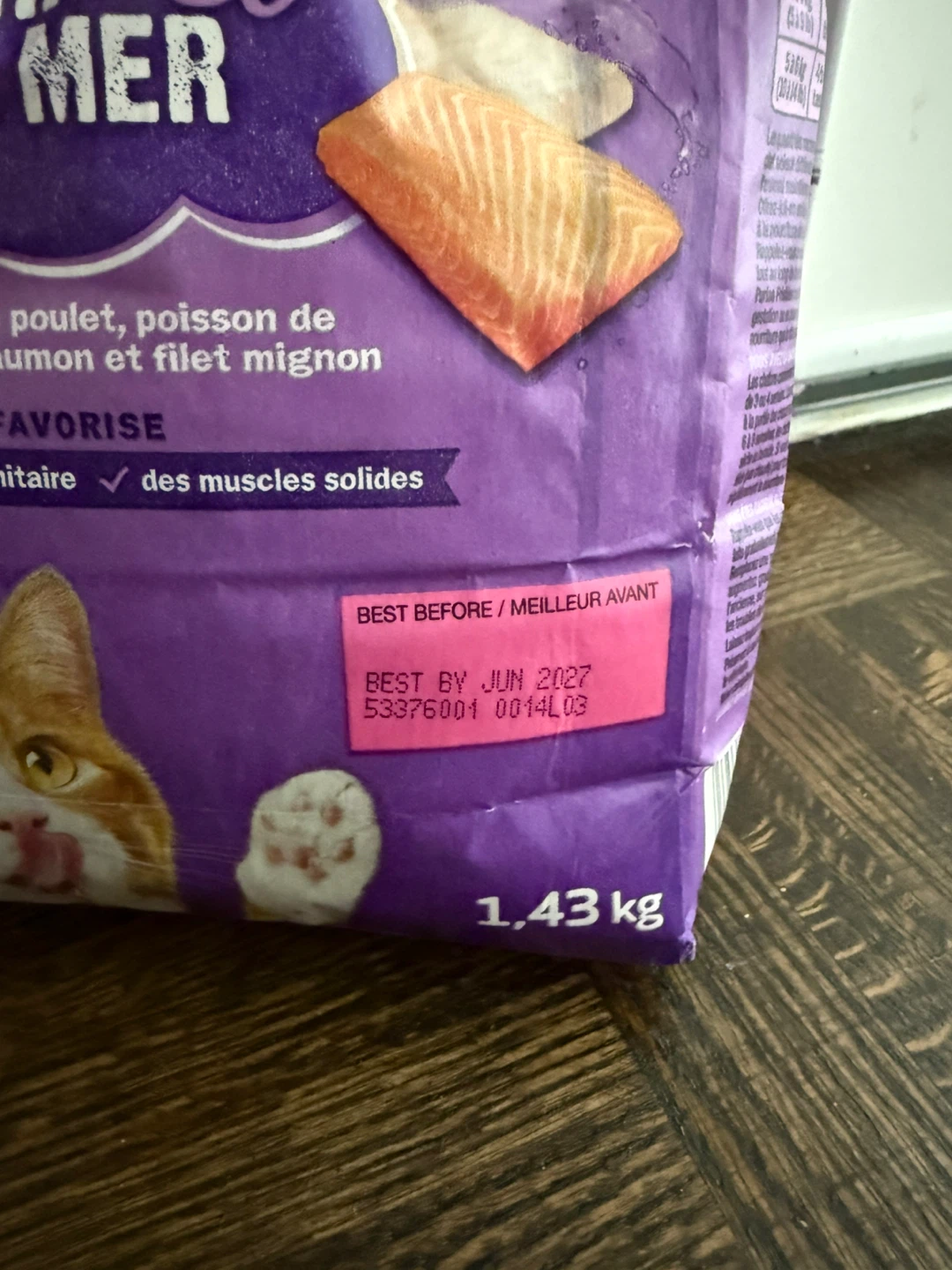 Friskies Cat Food - photo 3