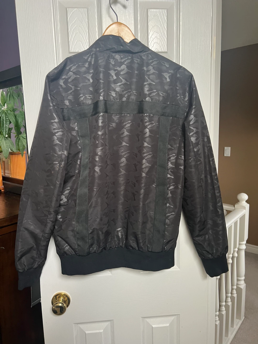 BNWT XRAY Men's Black Camo Bomber Jacket Size M - photo 3