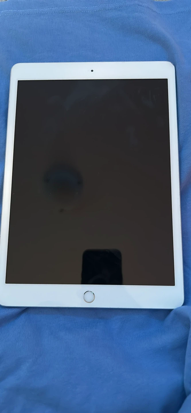 Apple iPad 8th gen - photo 3