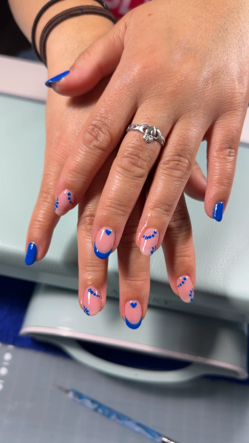 Local nail tech - photo 3
