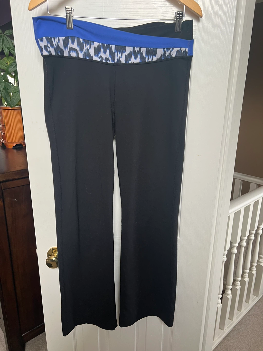 Lululemon Black Yoga Pants size 10