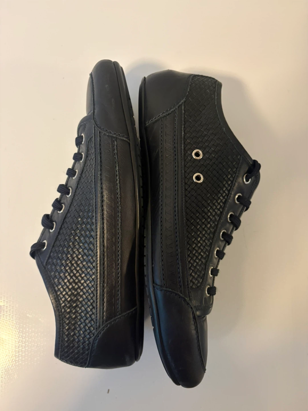 Louis Vuitton Paris Men's Blue Leather Sneakers - photo 3