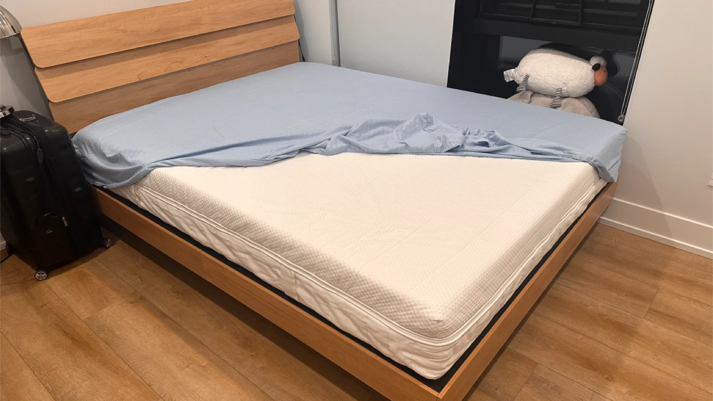 IKEA ANNELAND Queen Hybrid Mattress - Plush/White