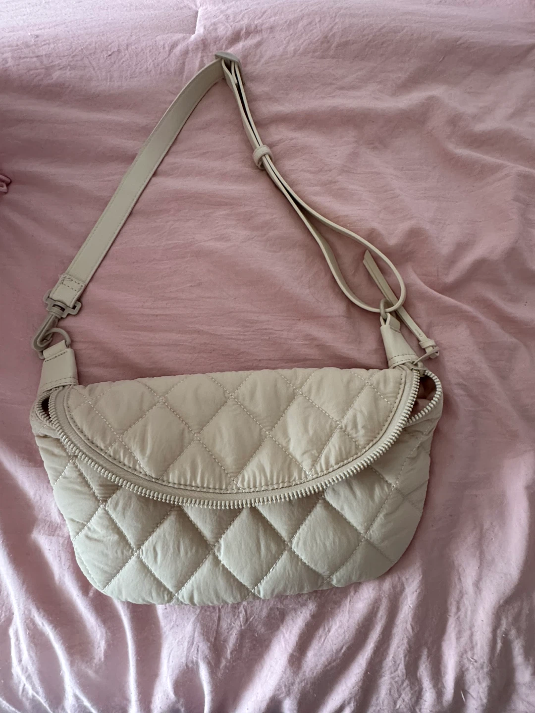 Poppy & Peonies Quilted Crossbody Bag