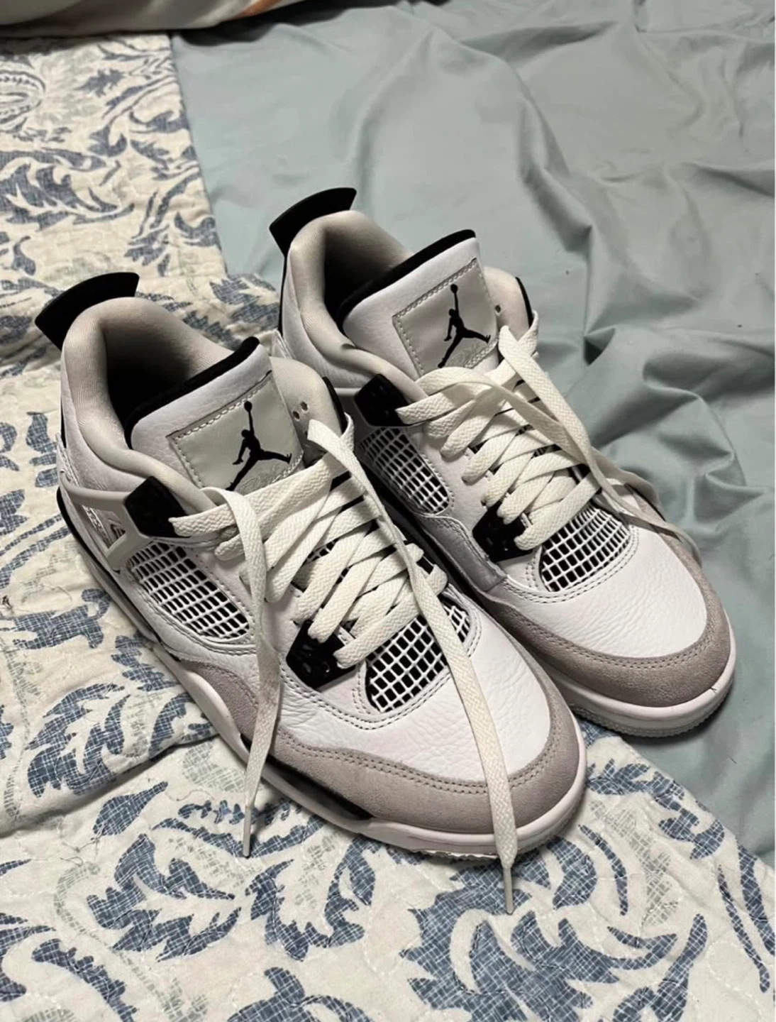 Jordan 4 Military Black - Size 7Y - photo 4