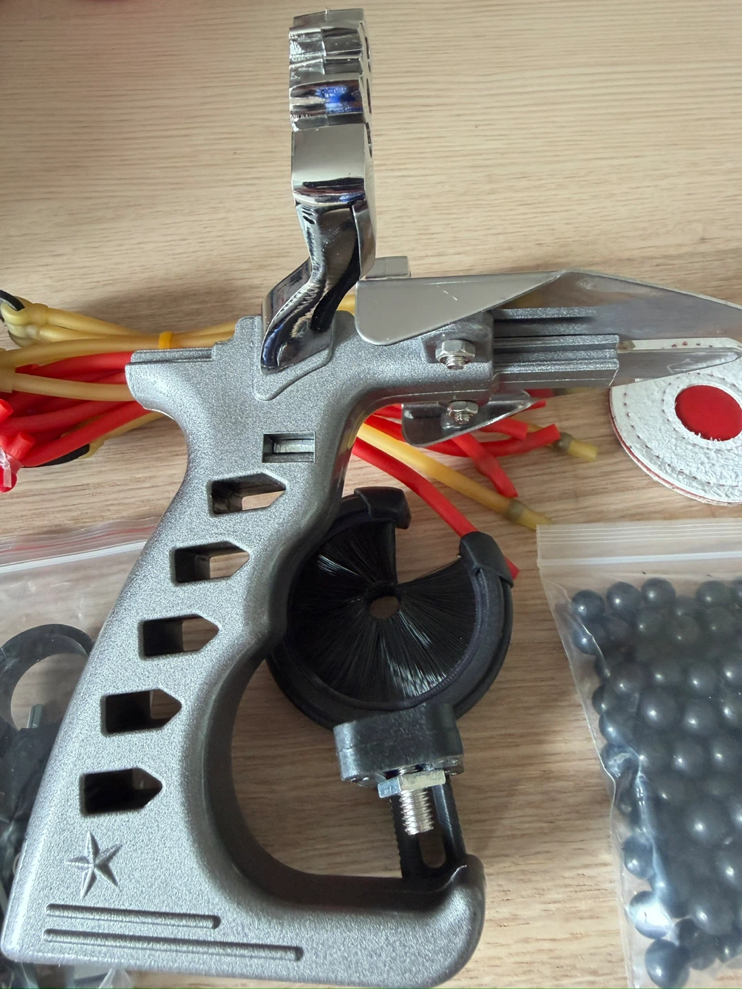 Slingshot Kit with Bands, Balls, and Targets - photo 4