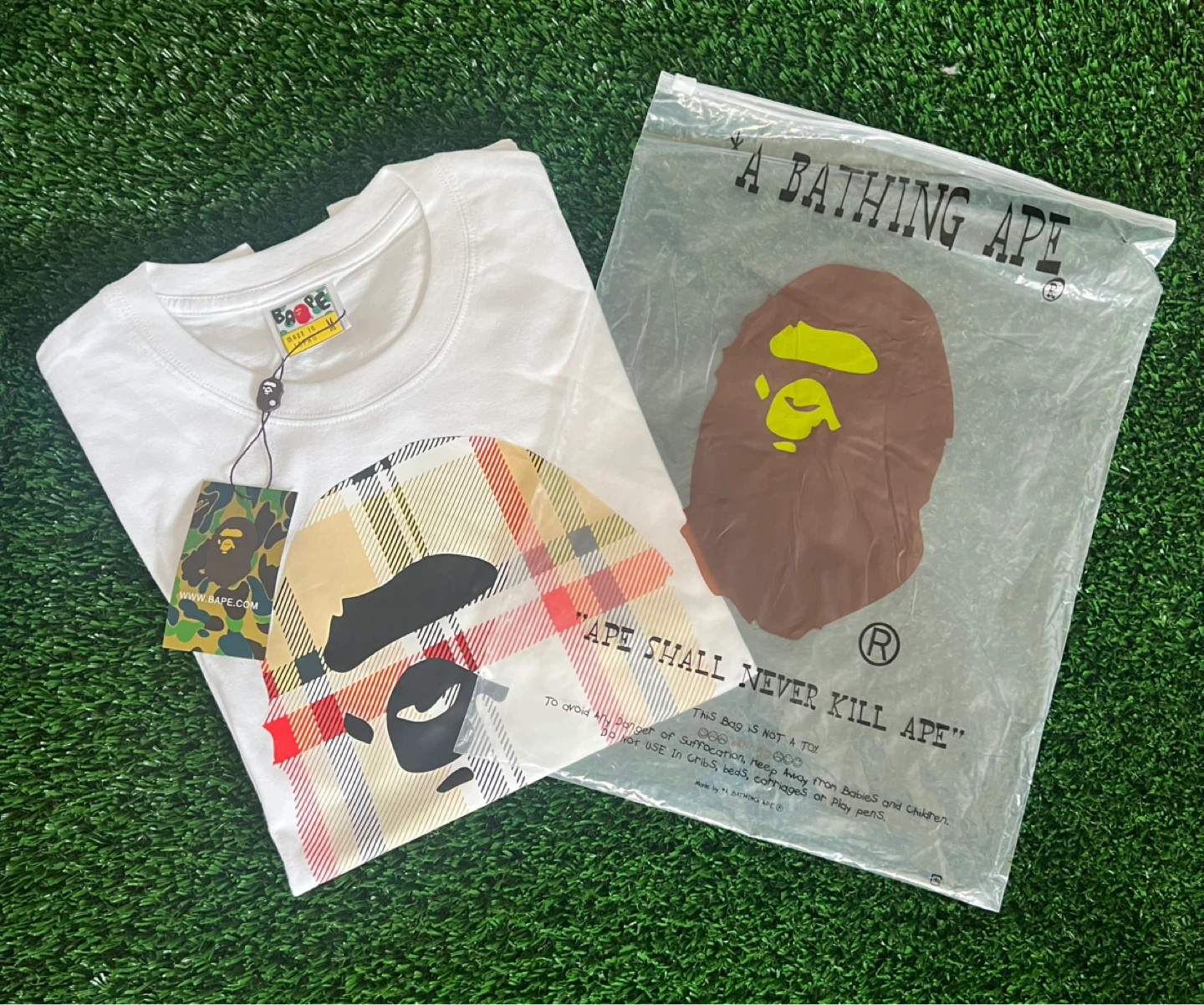 BAPE X BURBERRY TEE - photo 5