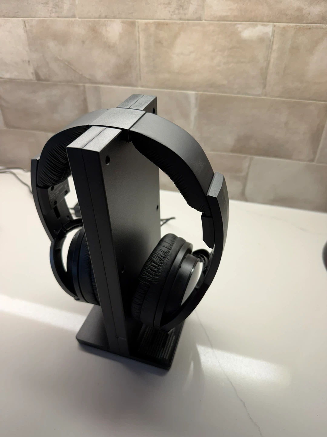 Sony Wireless Headphones with Charging Stand - photo 5