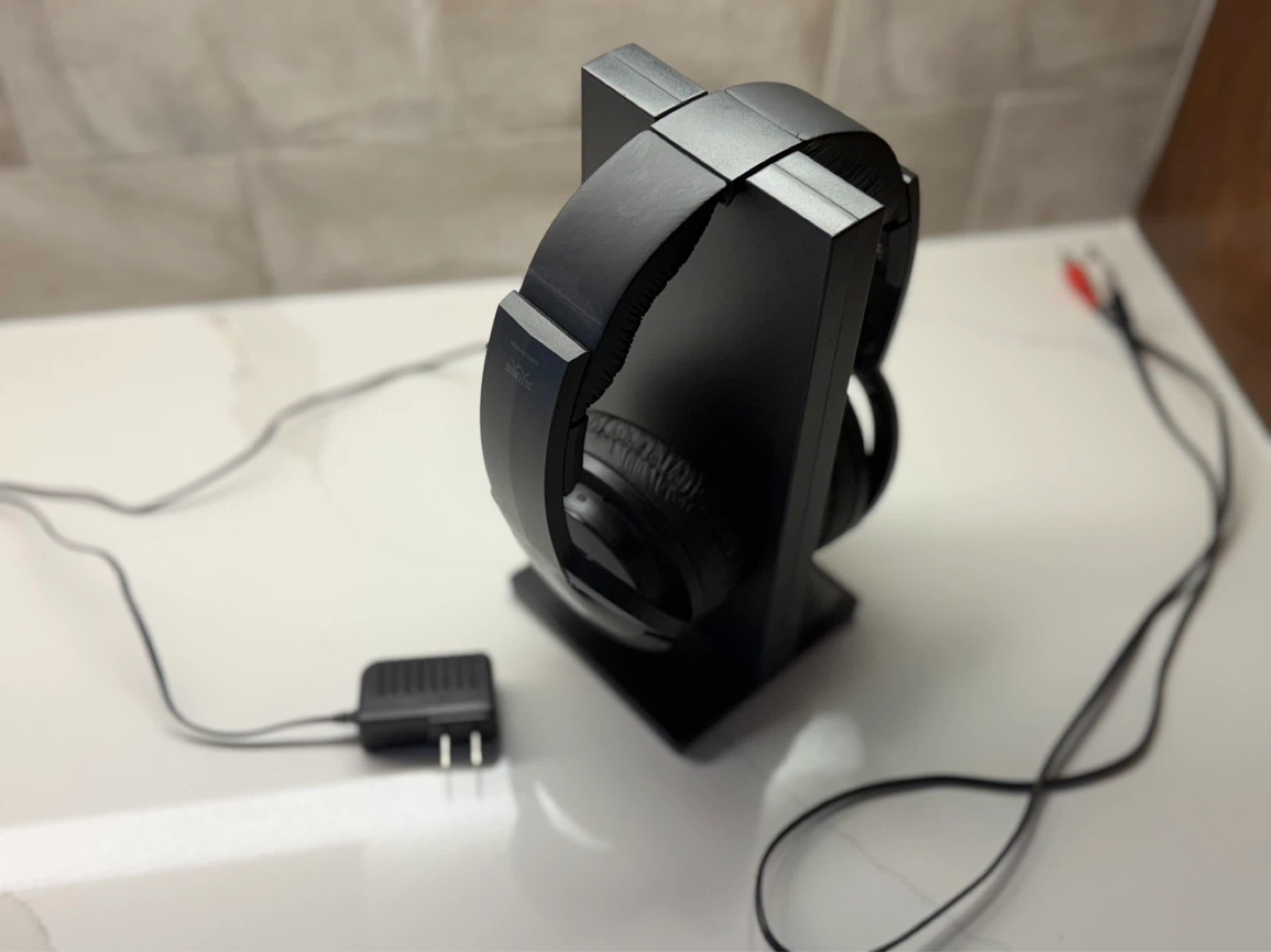 Sony Wireless Headphones with Charging Stand - photo 2