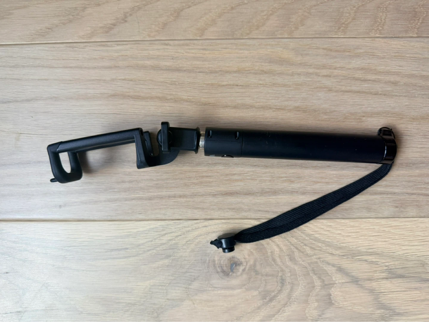 ELVA Bluetooth Selfie Stick - photo 3