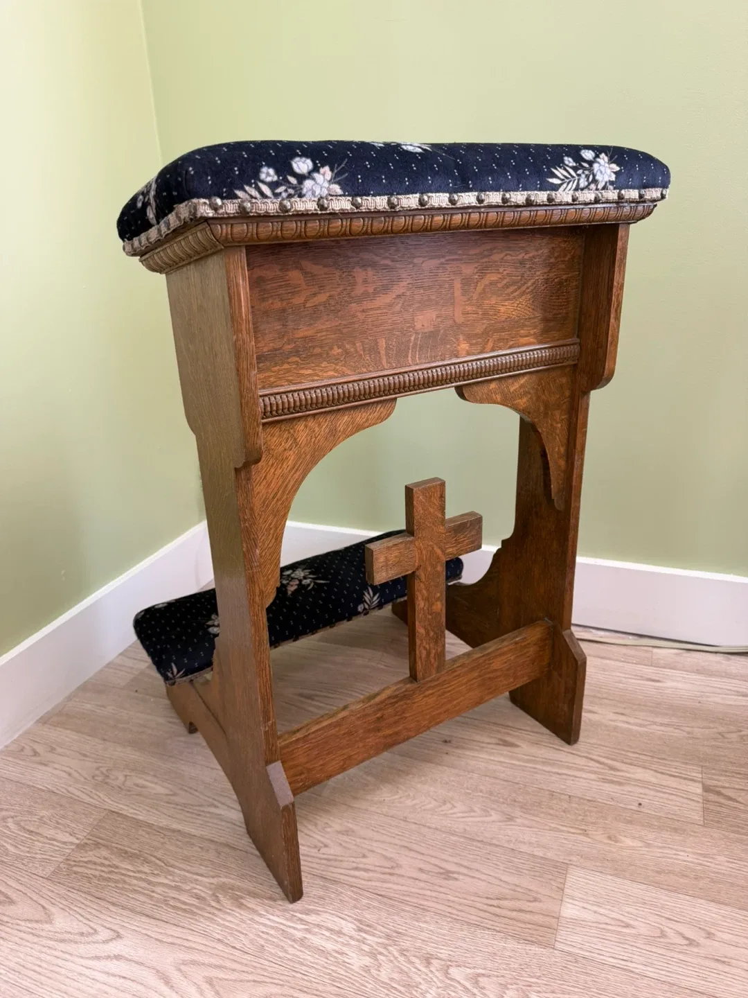 Wooden Prayer Kneeler with Padded Seat and Footrest
