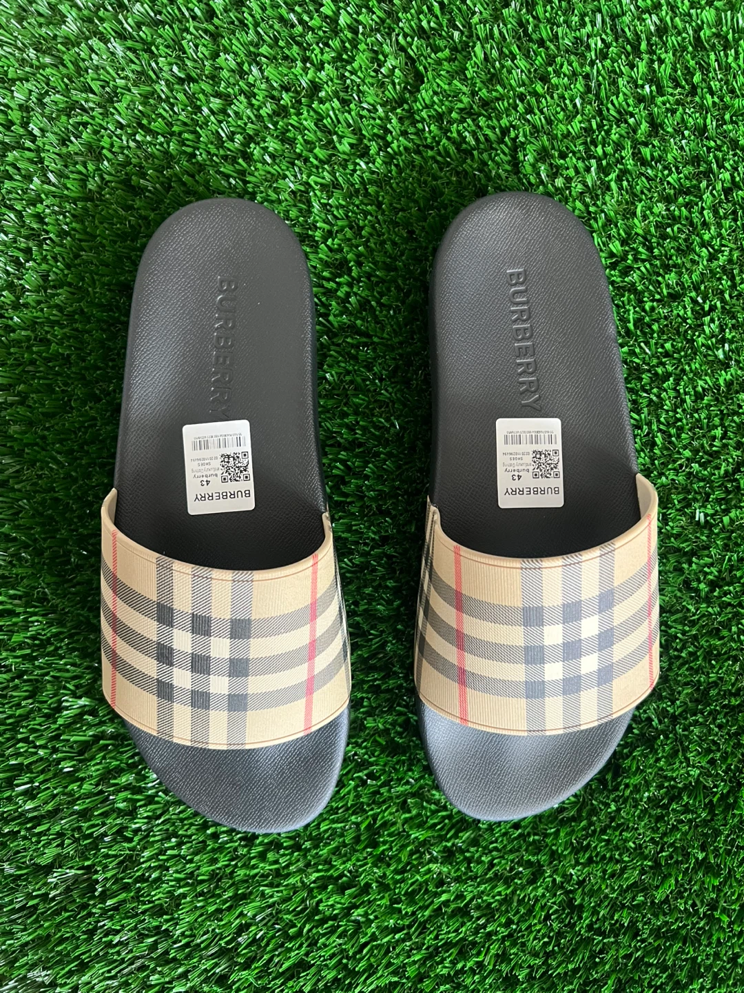 BURBERRY Slides - photo 2