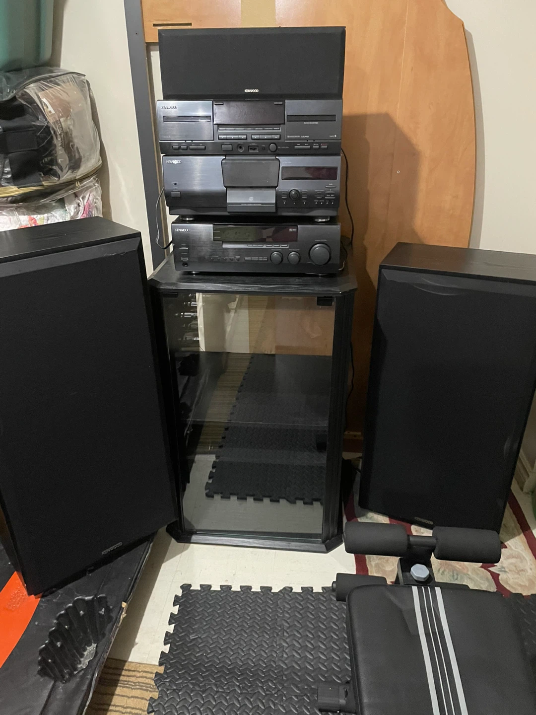 Kenwood Stereo System with Speakers