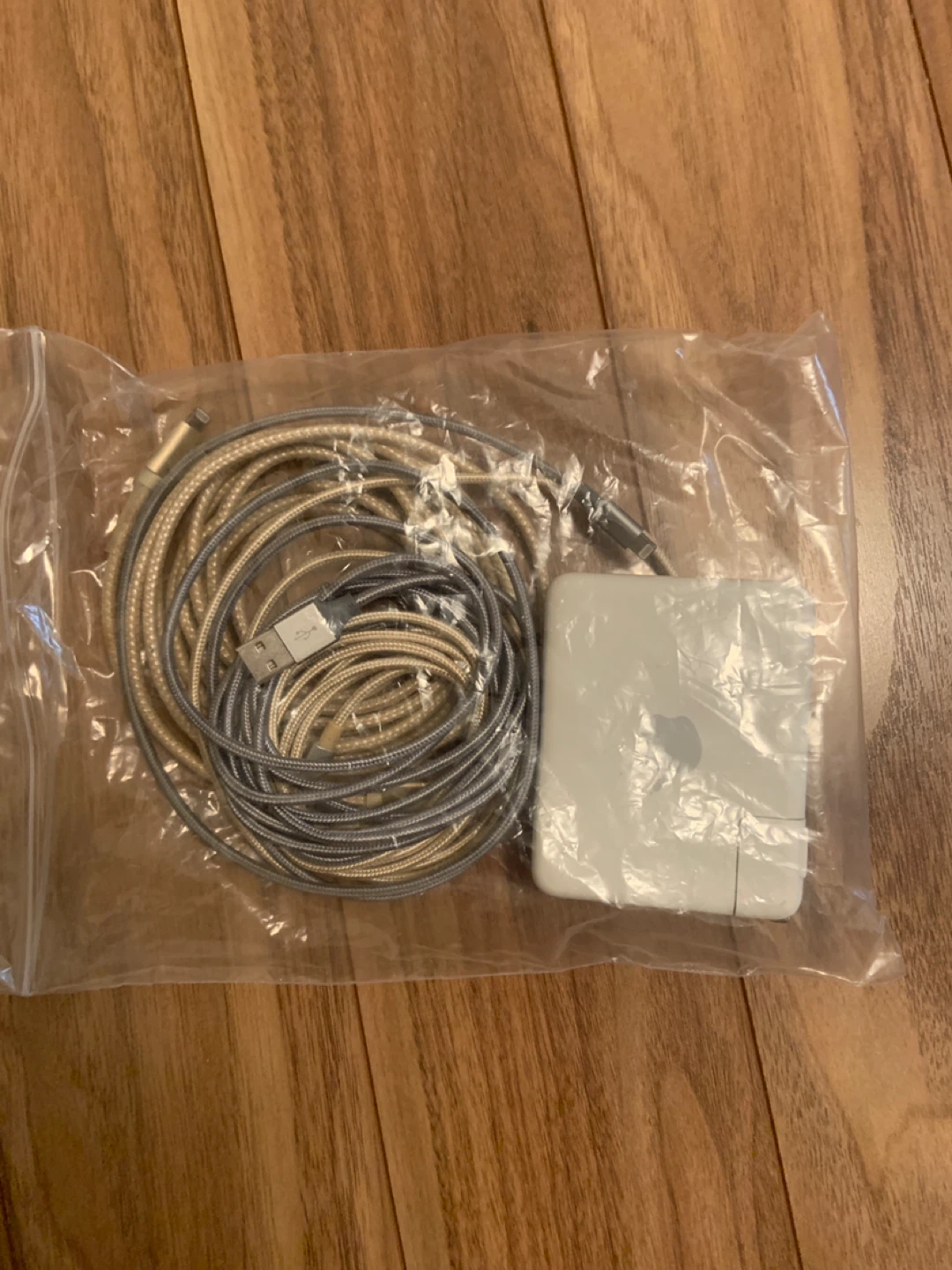 Apple USB-C Power Adapter and Cable Set