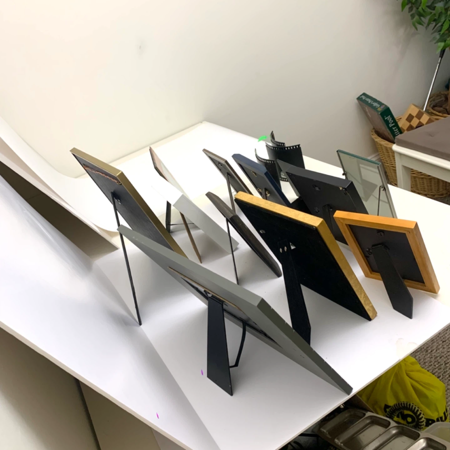 Picture Frames Photo Frames Wall Decor Home Decor $1 Each - photo 3
