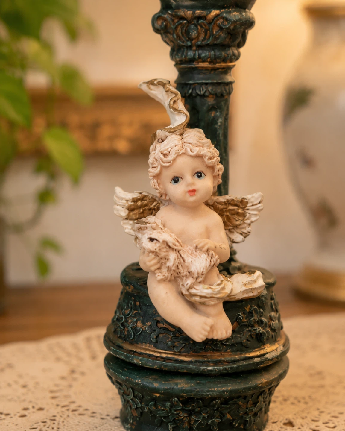 ✨ Vintage Cherub Candle Holders – Set of 2 ✨ - photo 2