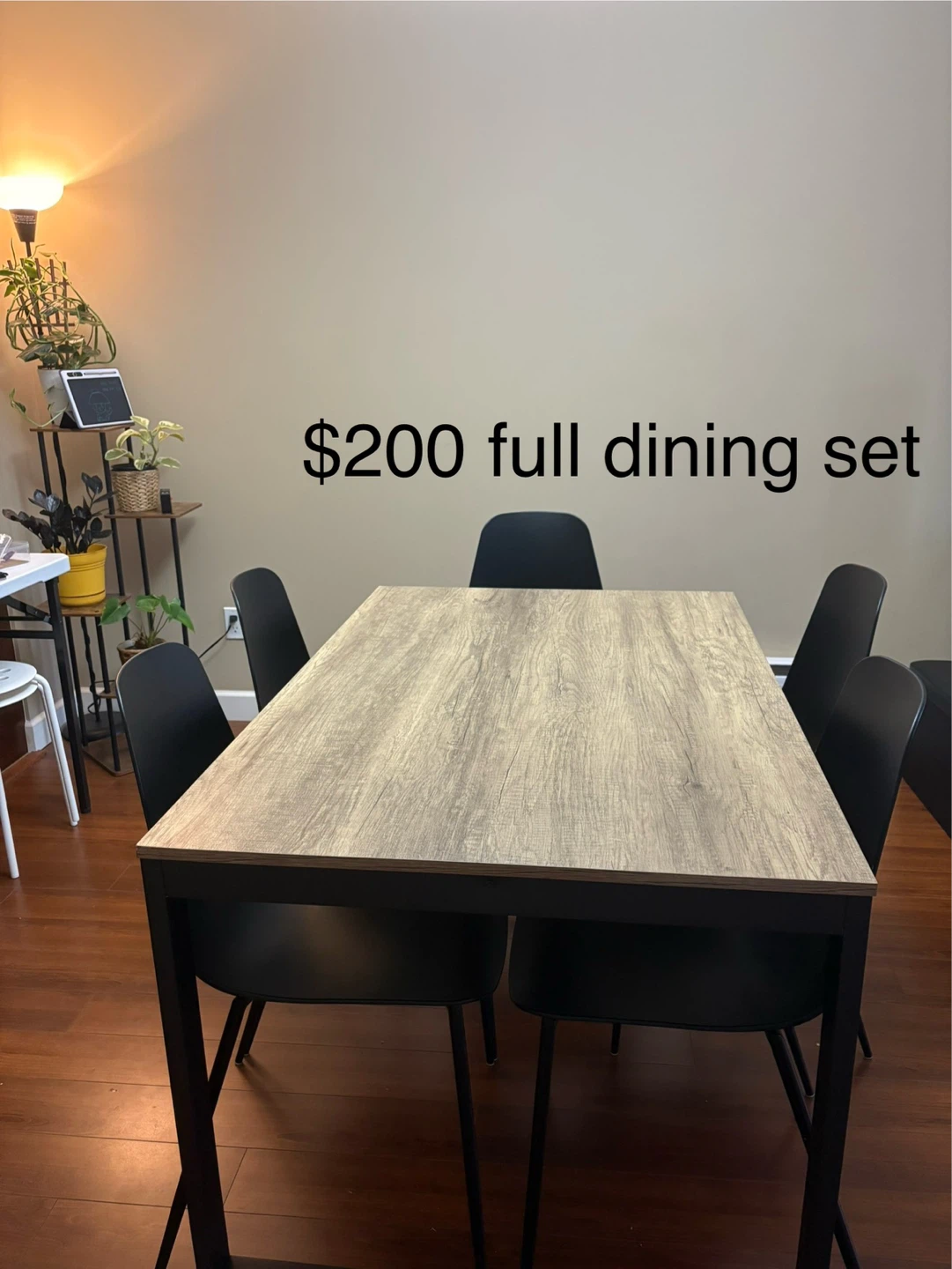 Moving out sale! Full Dining Set - Table and 4 Chairs