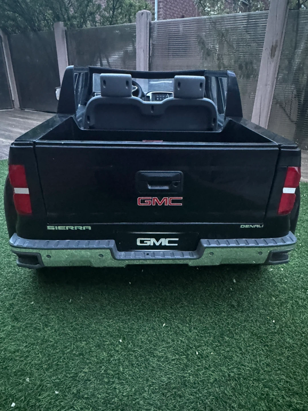 GMC Sierra Denali Ride-On Toy Truck - photo 4