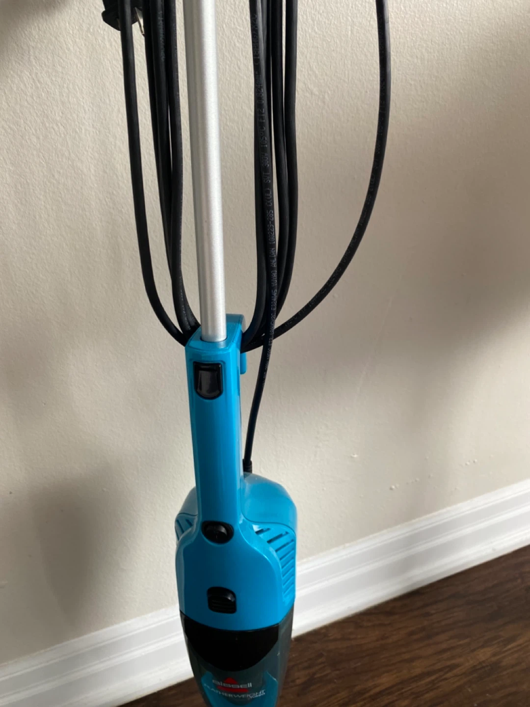 Bissell Featherweight Turbo Stick Vacuum - photo 3