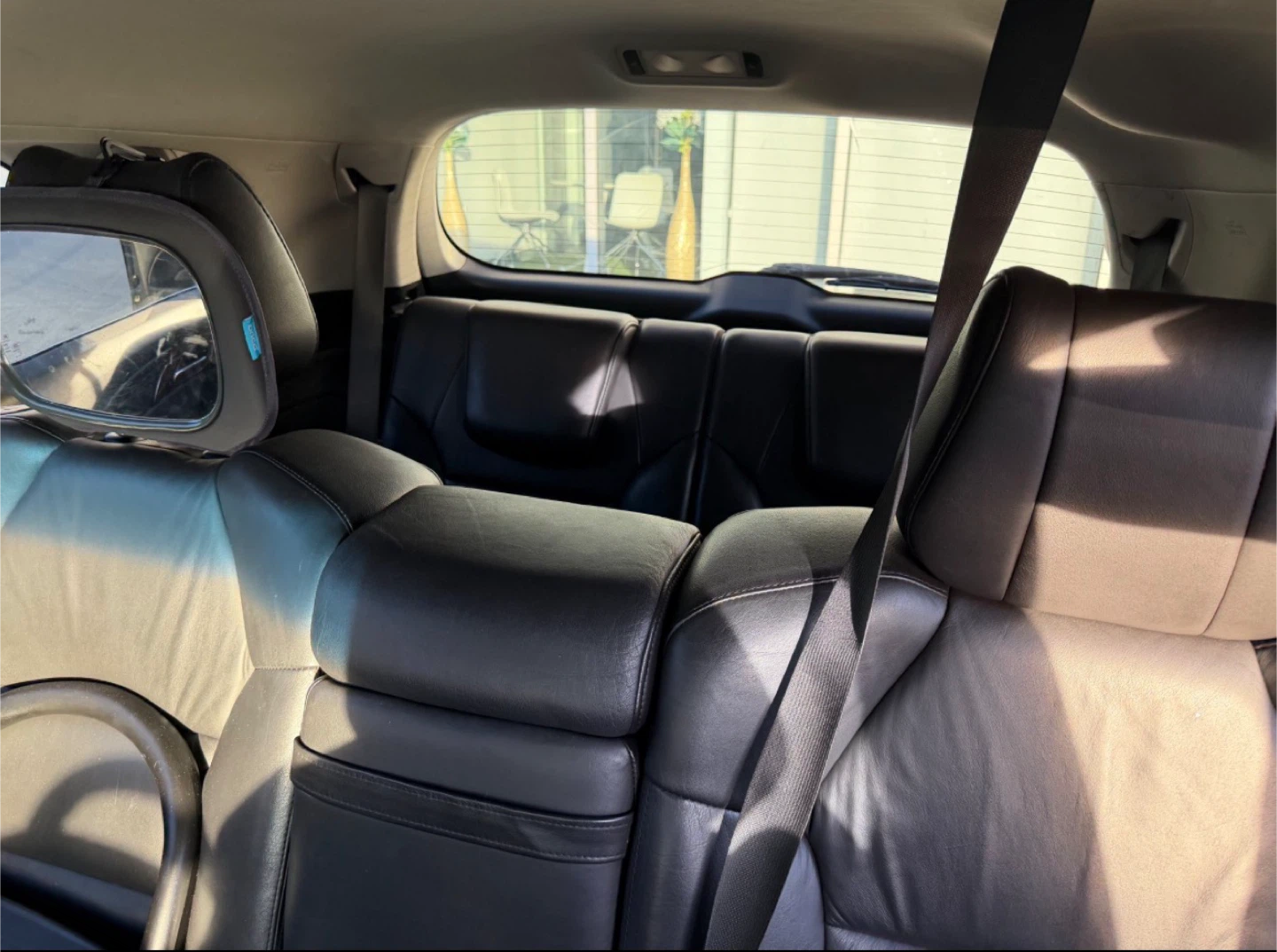 Black Acura MDX SUV - photo 2