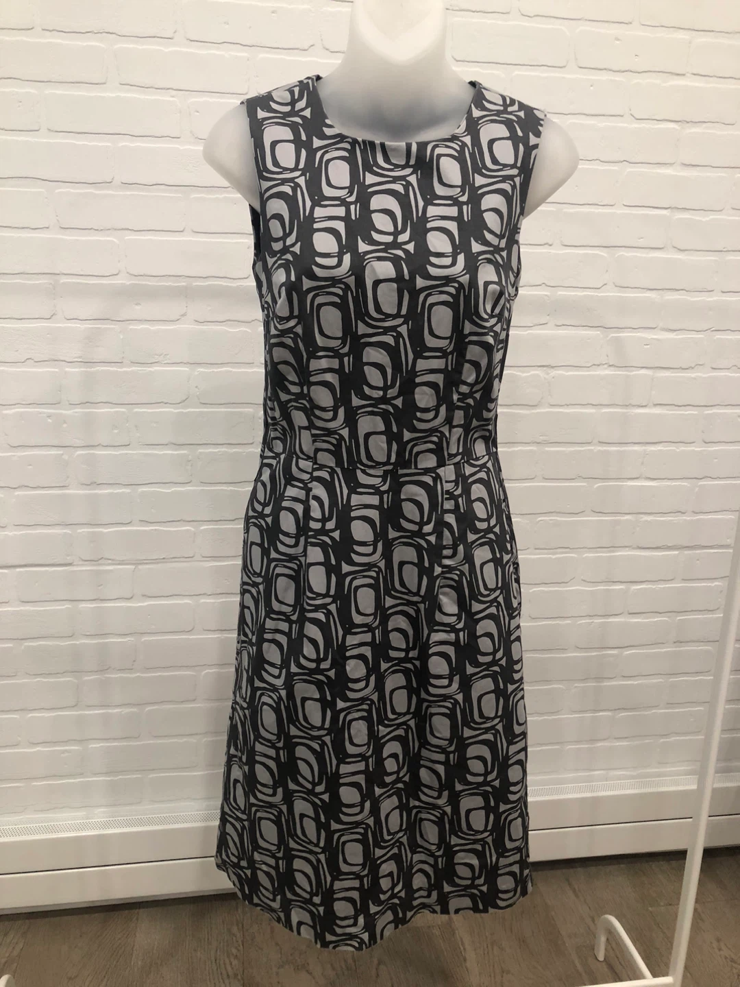 H&M Sleeveless Dress