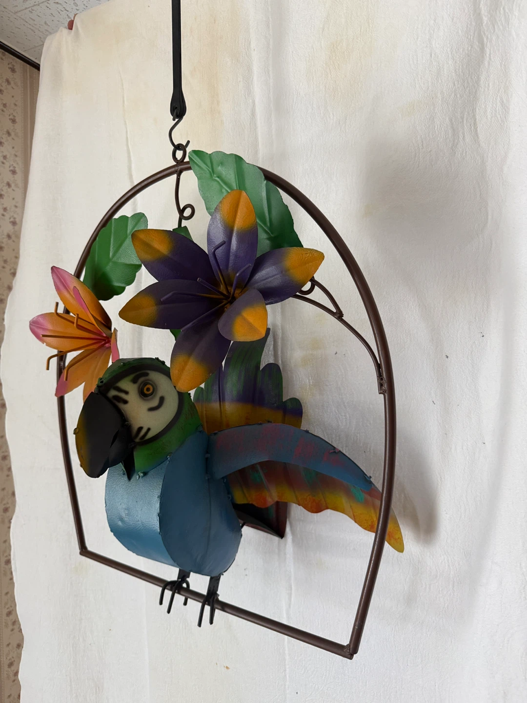 2ft Metal Parrot and Flower Hanging Decor - photo 2